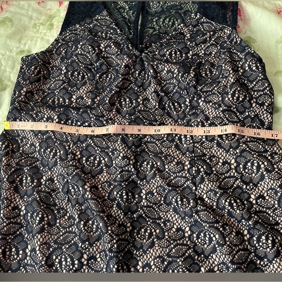 Bundle of three maternity dresses, size medium - Picture 3 of 15